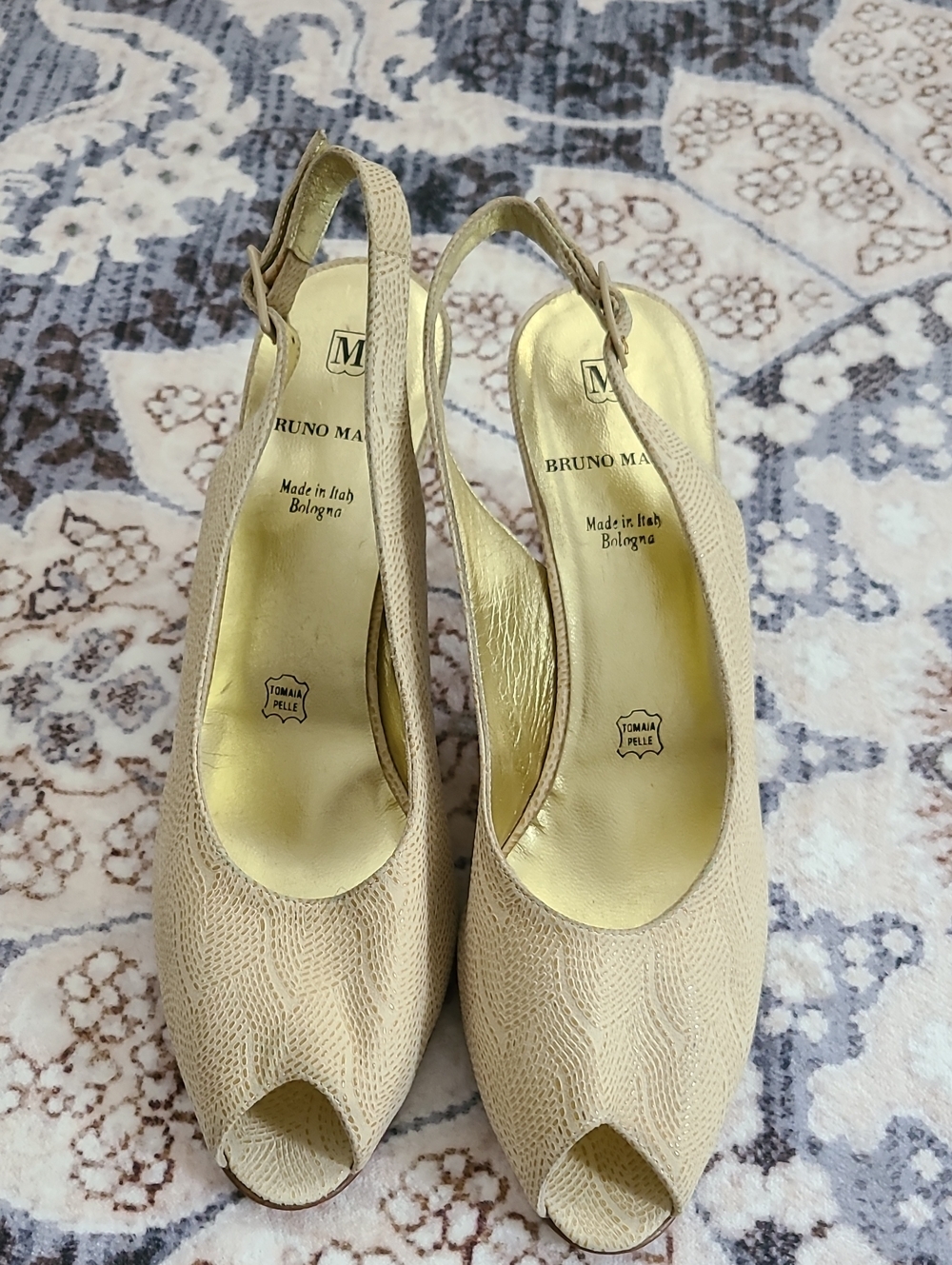 Bruno Magli Beige Leather Peep Toe Slingback Heels Size 8.5